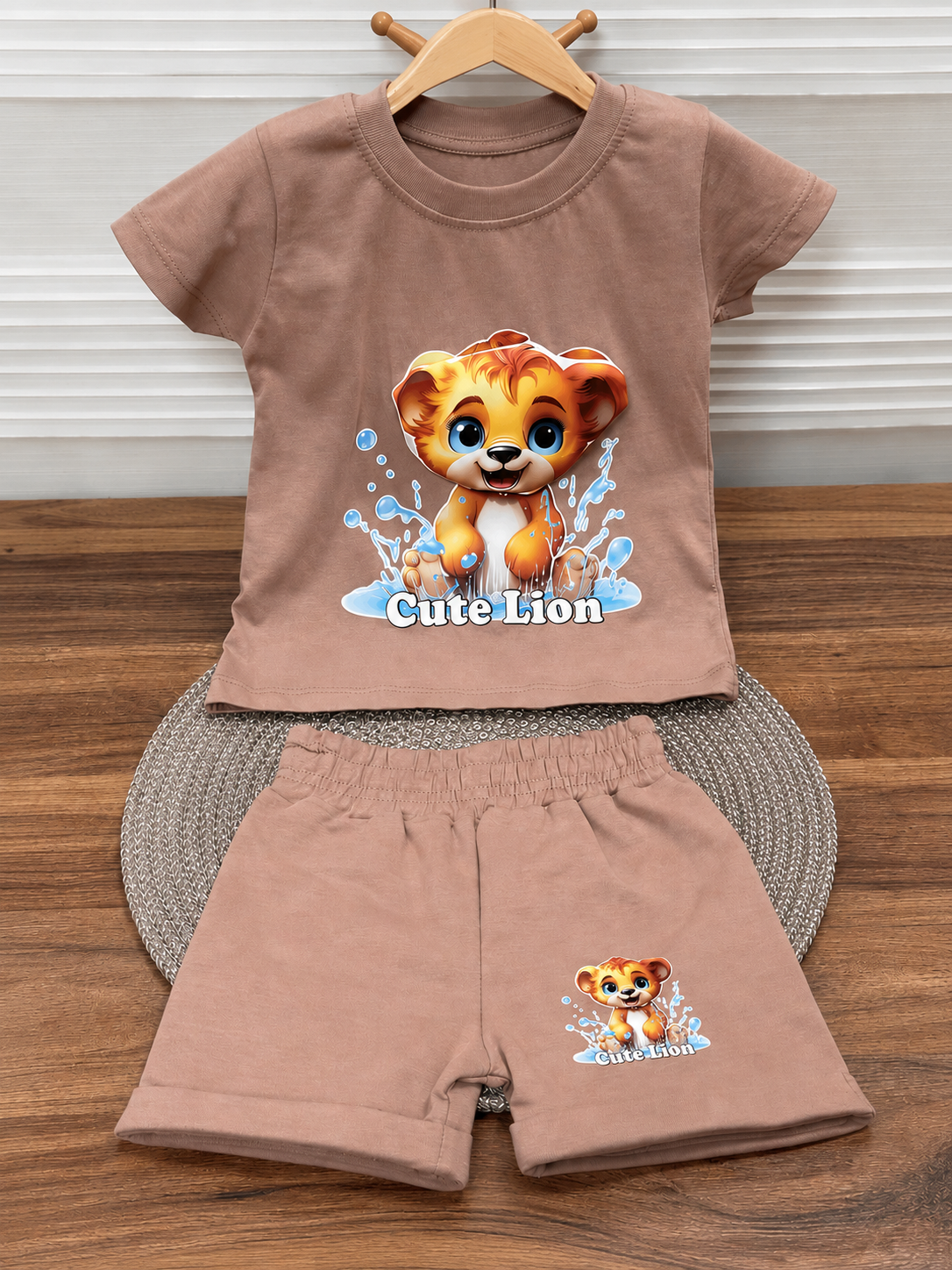 Cute Lion set 9, 12, 18 & 24 months